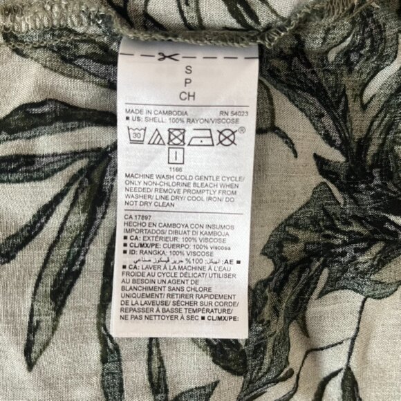 Old Navy Green Tropical Off-Shoulder Shirt Top Blouse ((size Small)) - Picture 6 of 6